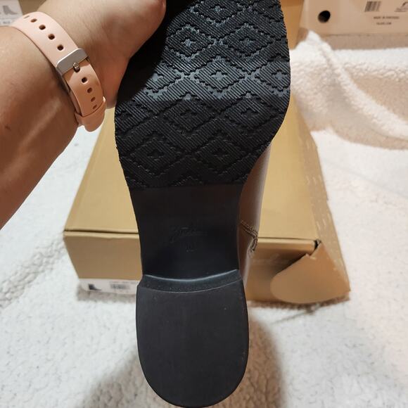 NEW ZODIAC Womens Claret Block Heel Bootie Army Green SIZE 10 M - Picture 5 of 7